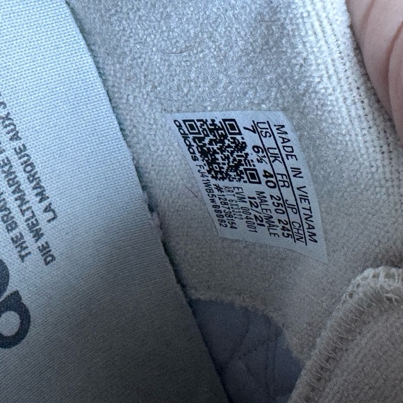 Adidas Sneakers - Picture 2 of 4